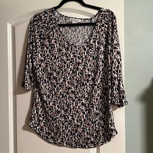 Liz Claiborne top leopard print size large